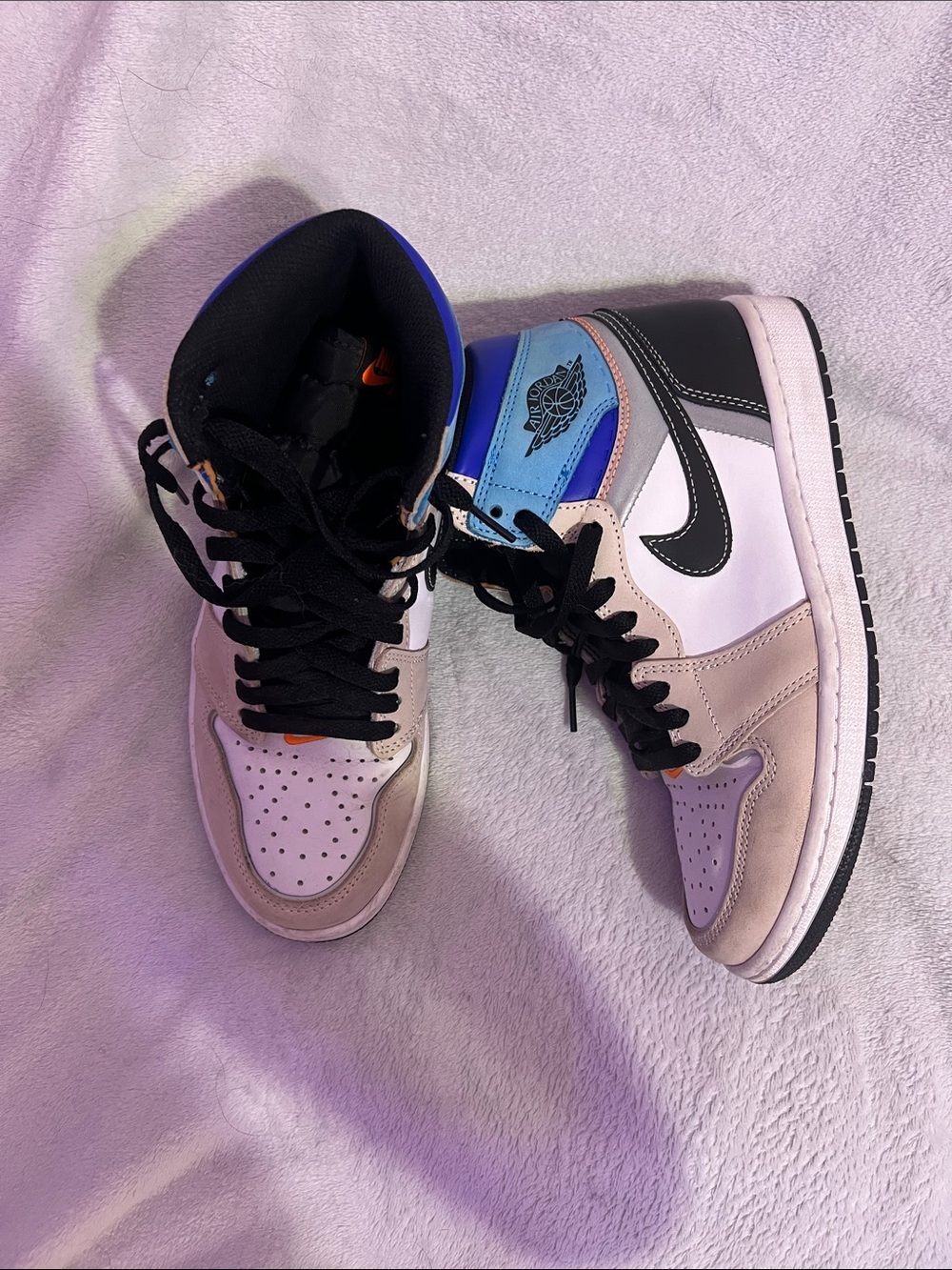 Nike Air Jordan 1 High Men’s Sneakers - White/Black/Blue/Tan